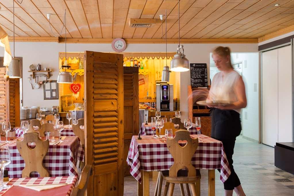 The Originals Annemasse Sud - Porte De Geneve Gaillard Restaurant photo